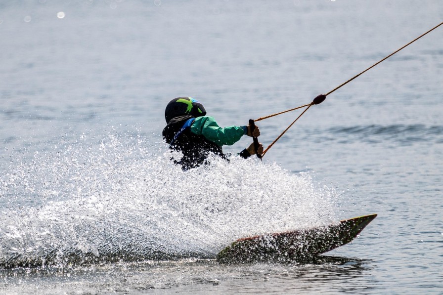 Wakeboard in Dubai